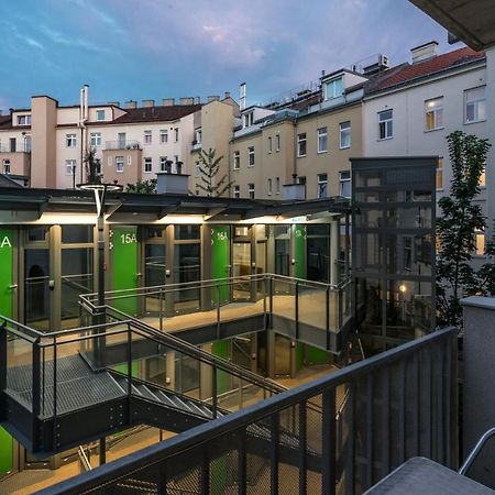 Smart Nano Living - Wien Hauptbahnhof - Self Check-In Экстерьер фото