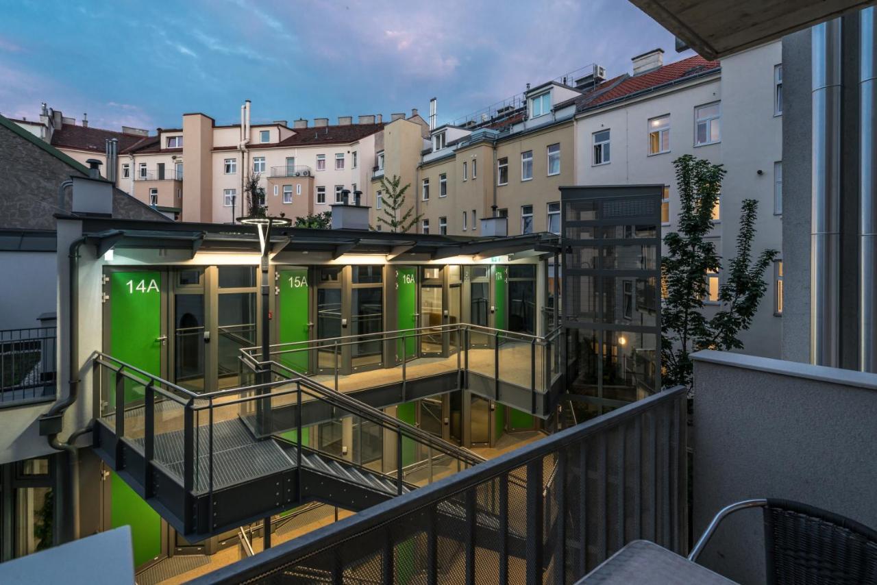 Smart Nano Living - Wien Hauptbahnhof - Self Check-In Экстерьер фото
